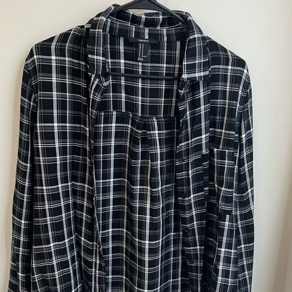 Flannels bundle!! - Picture 2 of 5